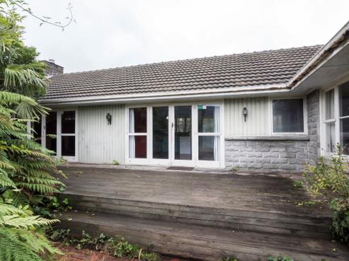 15 Logie Place, Bromley