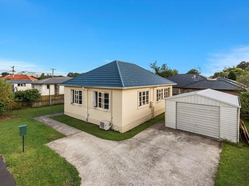 1A Dermont Street, Bader