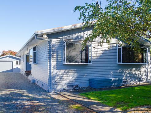 11 York Street, Solway