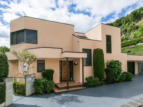 147 Milton Road, Napier Hill