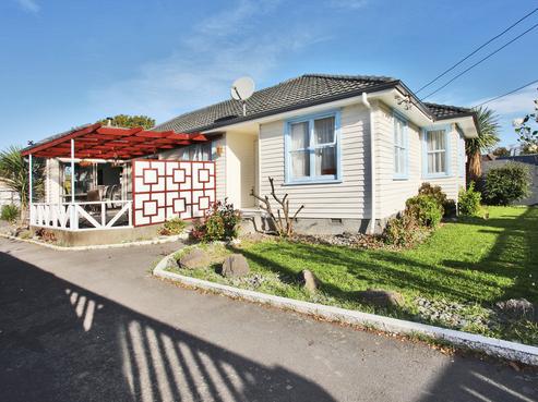 154 Vagues Road, Northcote
