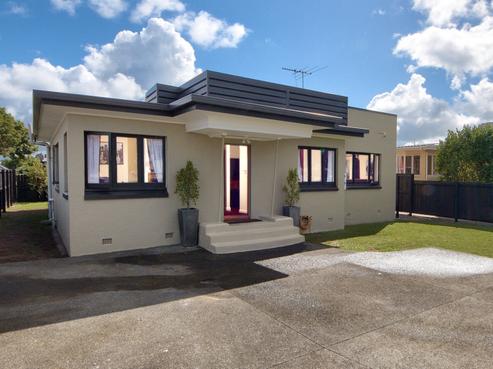 77 Avondale Road, Avondale