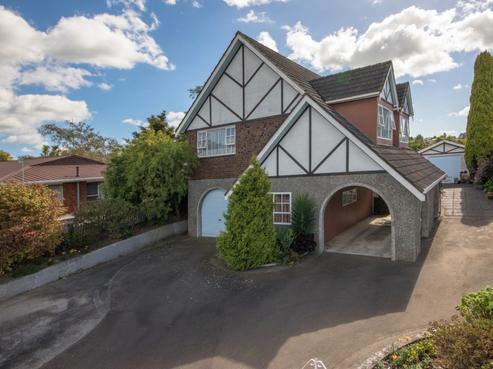 18 Cedar Crescent, Feilding