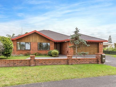 84 Lakeside Drive, Orewa