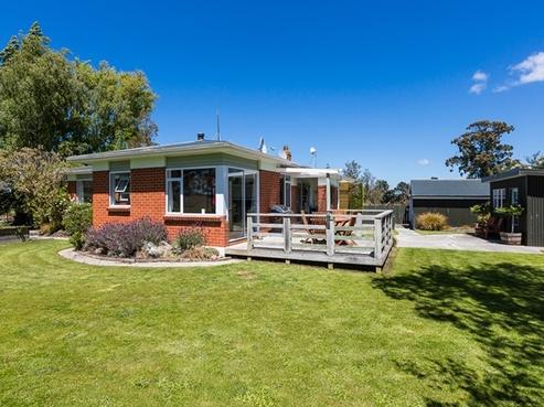 705 Circle Hill Road, Milton