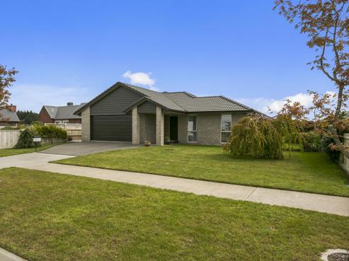 27 West Thompson Street, Leamington