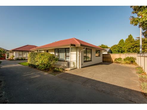 1/284 Yaldhurst Road, Avonhead