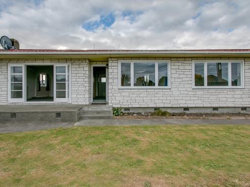 147 Riverbend Road, Onekawa