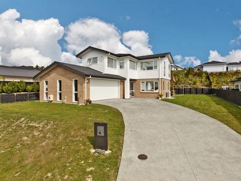 7 Tirohanga Crescent, Stanmore Bay