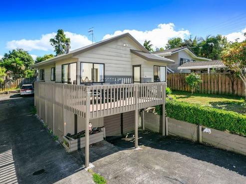 1/16 Atlantis Place, Totara Vale