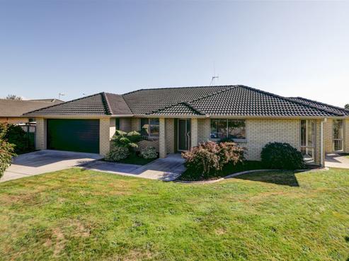 3 Gresham Place, Rototuna North
