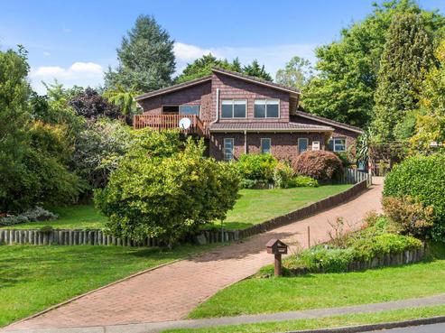 32 Wychwood Crescent, Springfield