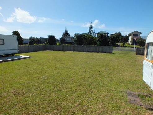 102 Taupata Way, Matarangi