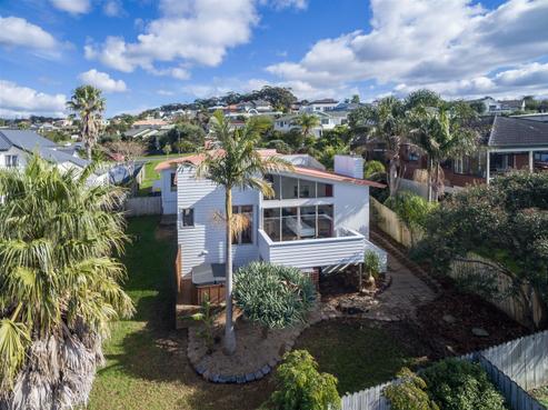 10 Castaway Place, Gulf Harbour