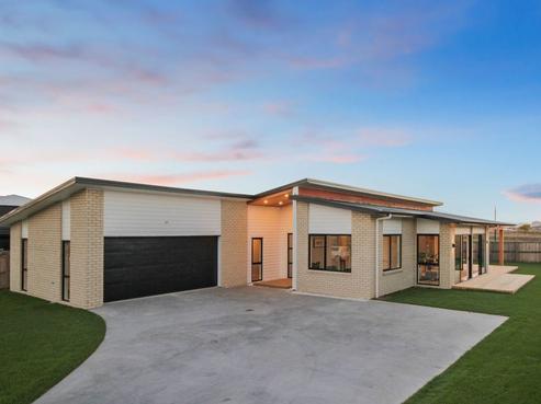 30 Glaisdale Crescent, Flagstaff