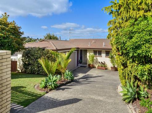 15 Stapleford Crescent, Browns Bay