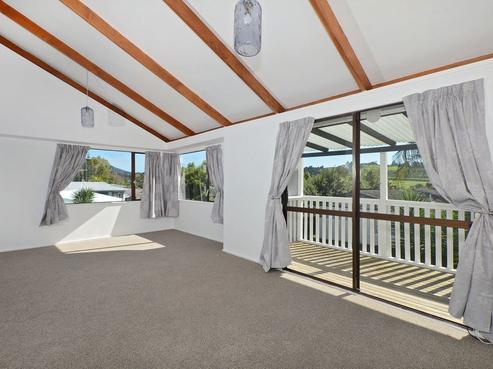 8B Logan Place, Kamo