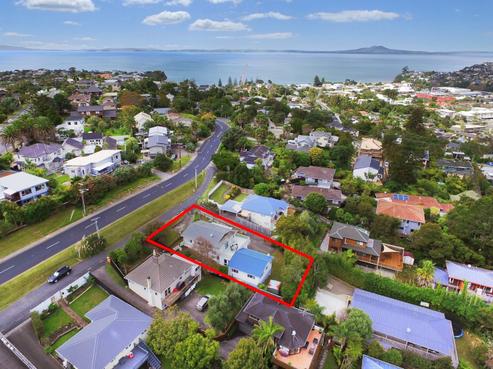 1/38 Carlisle Road, Browns Bay