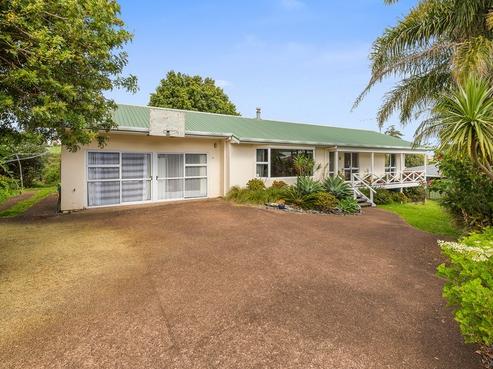 10 Channing Crescent, Botany Downs