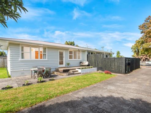 2/79 Taikata Road, Te Atatu Peninsula