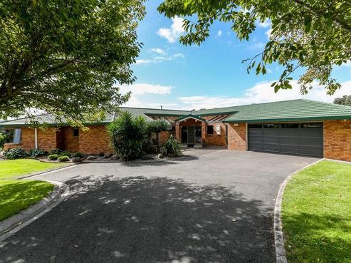 69 Mcgiven Drive, Frankleigh Park
