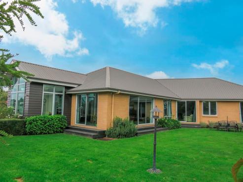 9 Bracken Gable, Rosedale