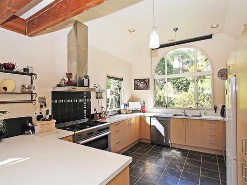 6 Cropp Place, Richmond