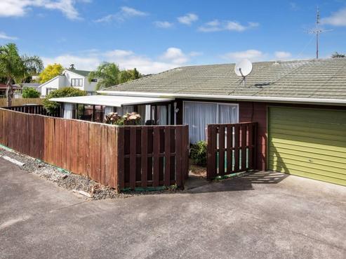 12A Vivian Wilson Drive, Eastern Beach