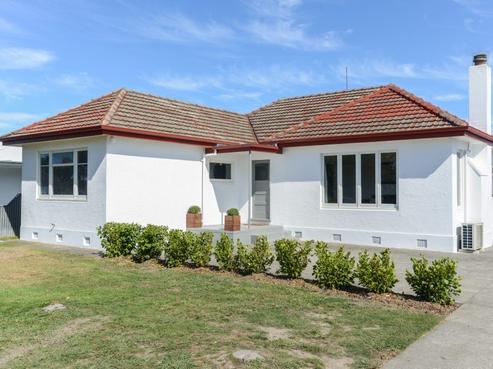 105 Mayfair Avenue, Mayfair