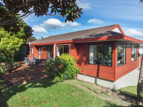9 Clarion Place, Glendene