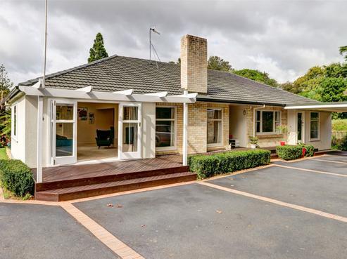 333 River Road, Claudelands