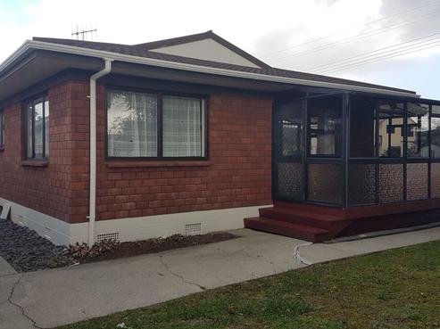 206 Lowe Street, Whangamata