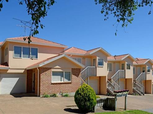 3/33 Fields Parade, Oteha