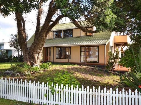 5 Lake Road, Awanui