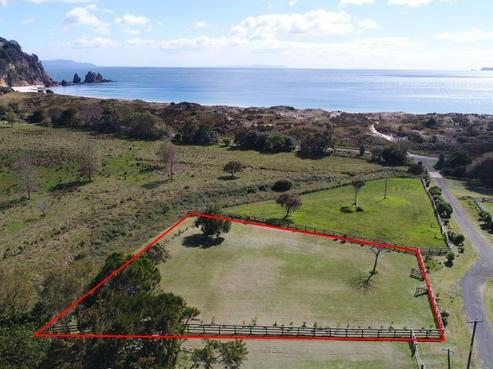400D Black Jack Road, Kuaotunu