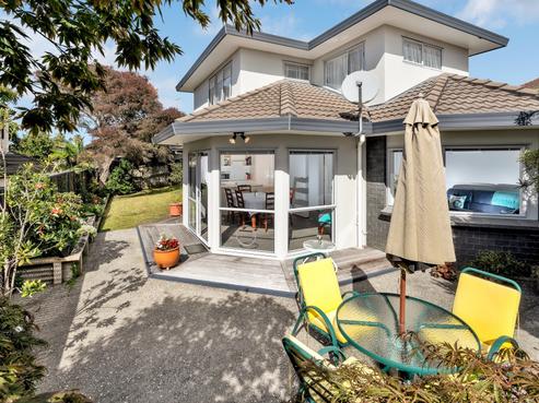 2/56 Simmental Crescent, Somerville