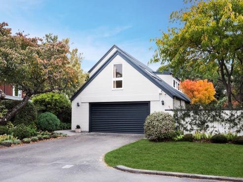8 Gothic Place, Ilam