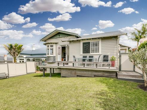 45 Lake Road, Devonport