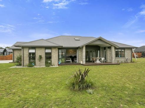 23 Tiaki Way, Cambridge
