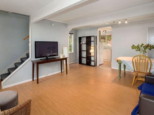 264J Grounsell Crescent, Belmont