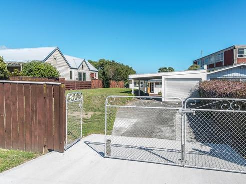 37 Kapiti Road, Paraparaumu