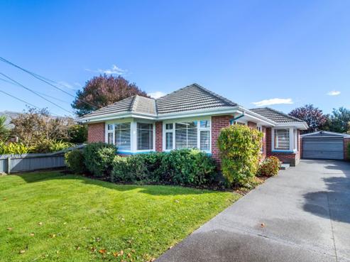 23 Stanbury Avenue, Somerfield