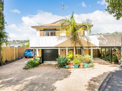 2/607 Whangaparaoa Road, Stanmore Bay