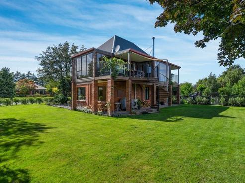 22 Oakden Drive, Darfield