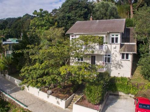 18 Ewing Road, Riverside