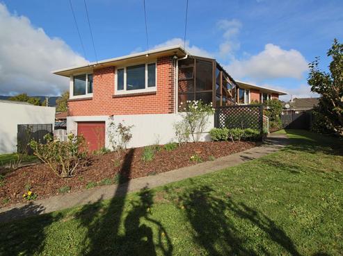 18 Cecil Street, Clouston Park