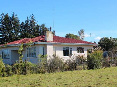 72 Mantell Street, Tikokino