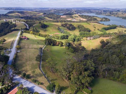 369 Whitmore Road, Tawharanui Peninsula