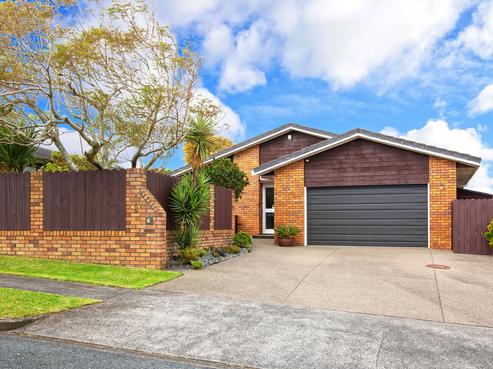 8 Billabong Place, Botany Downs