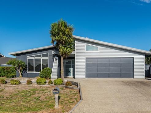16 Monarch Place, Paraparaumu Beach